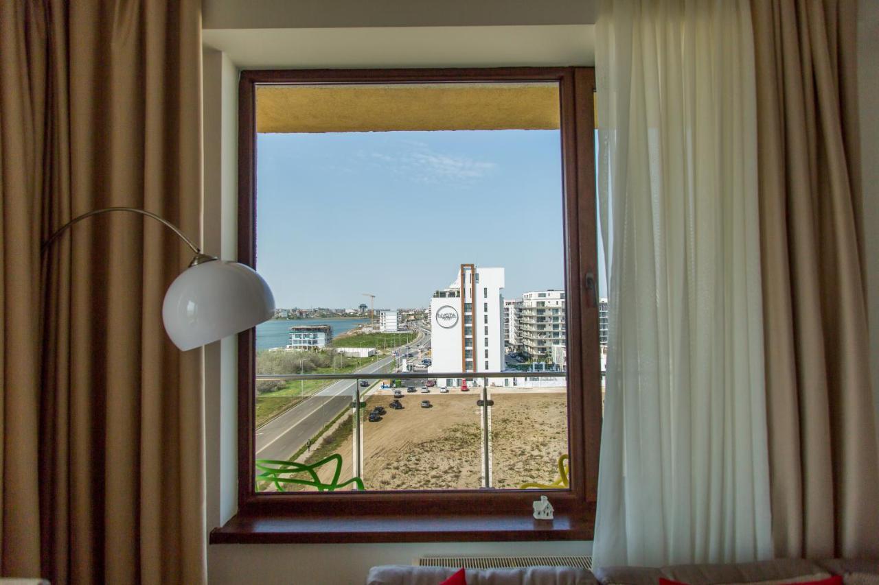 Bella Vista Summerland Mamaia Buitenkant foto