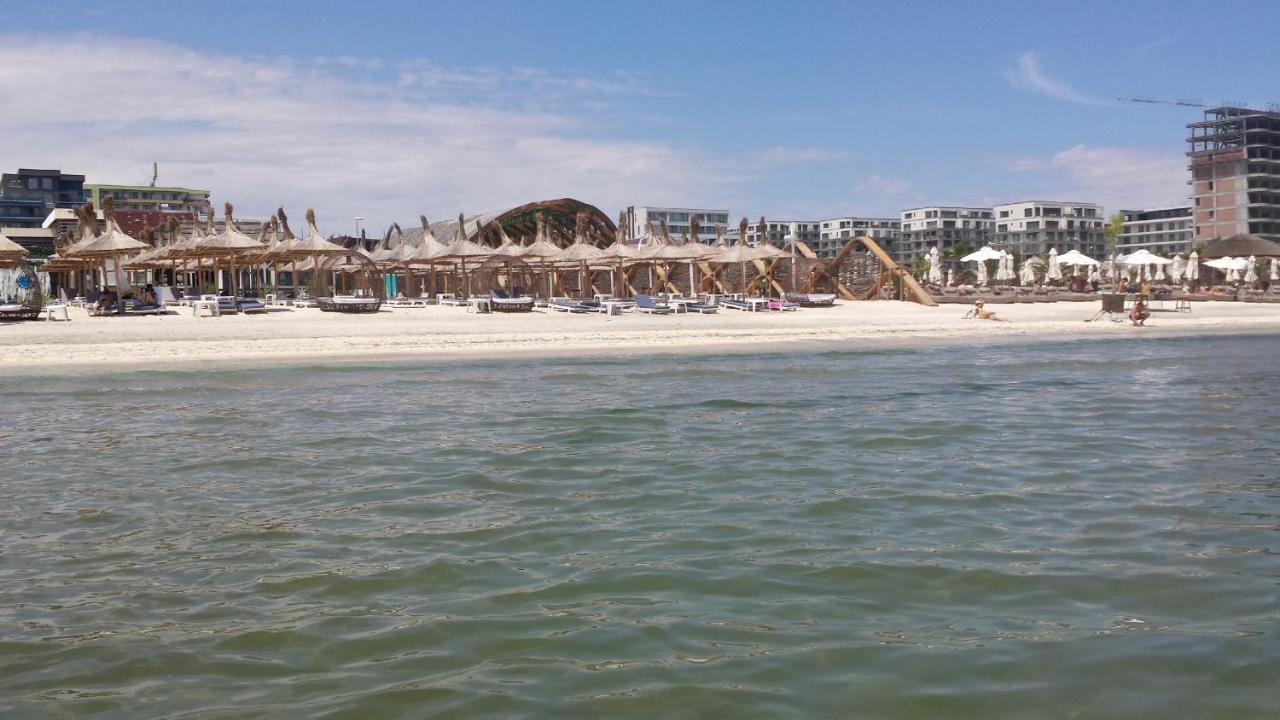 Bella Vista Summerland Mamaia Buitenkant foto