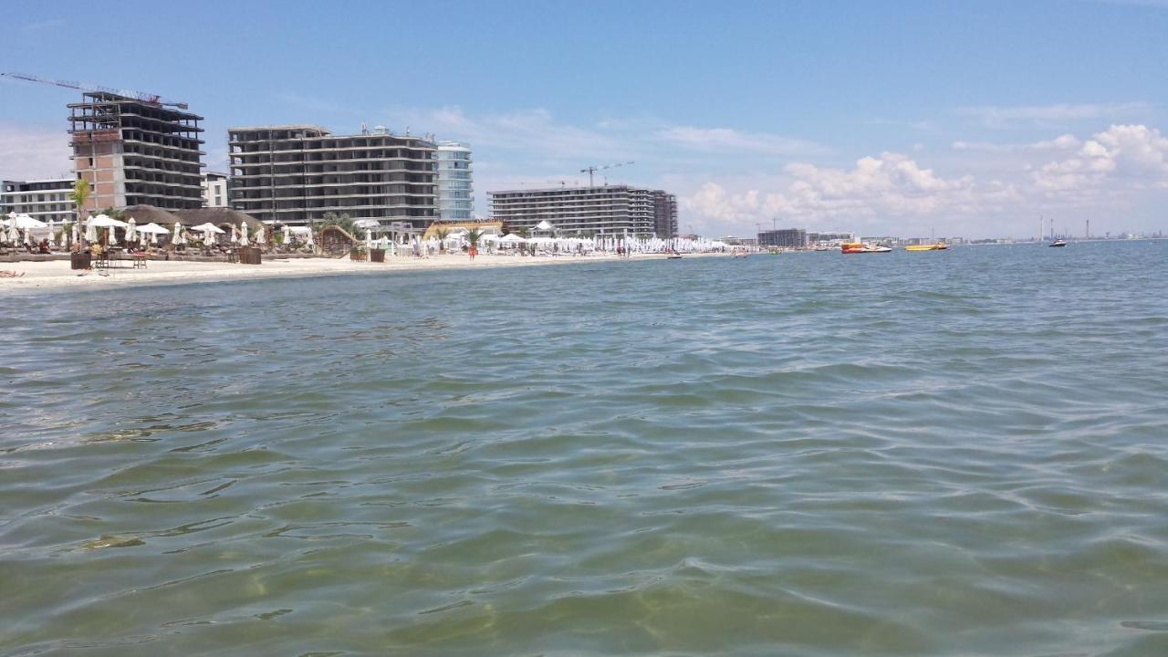 Bella Vista Summerland Mamaia Buitenkant foto