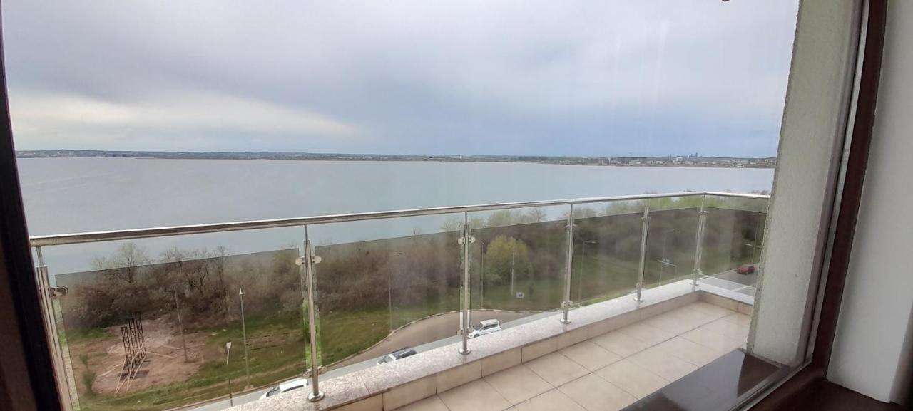 Bella Vista Summerland Mamaia Buitenkant foto